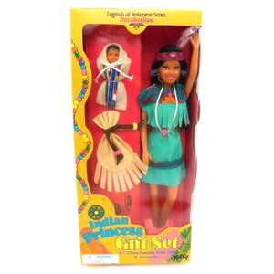 Totsy Indian Princess Gift Set Legends of Yesteryear Pocahontas Doll in Box